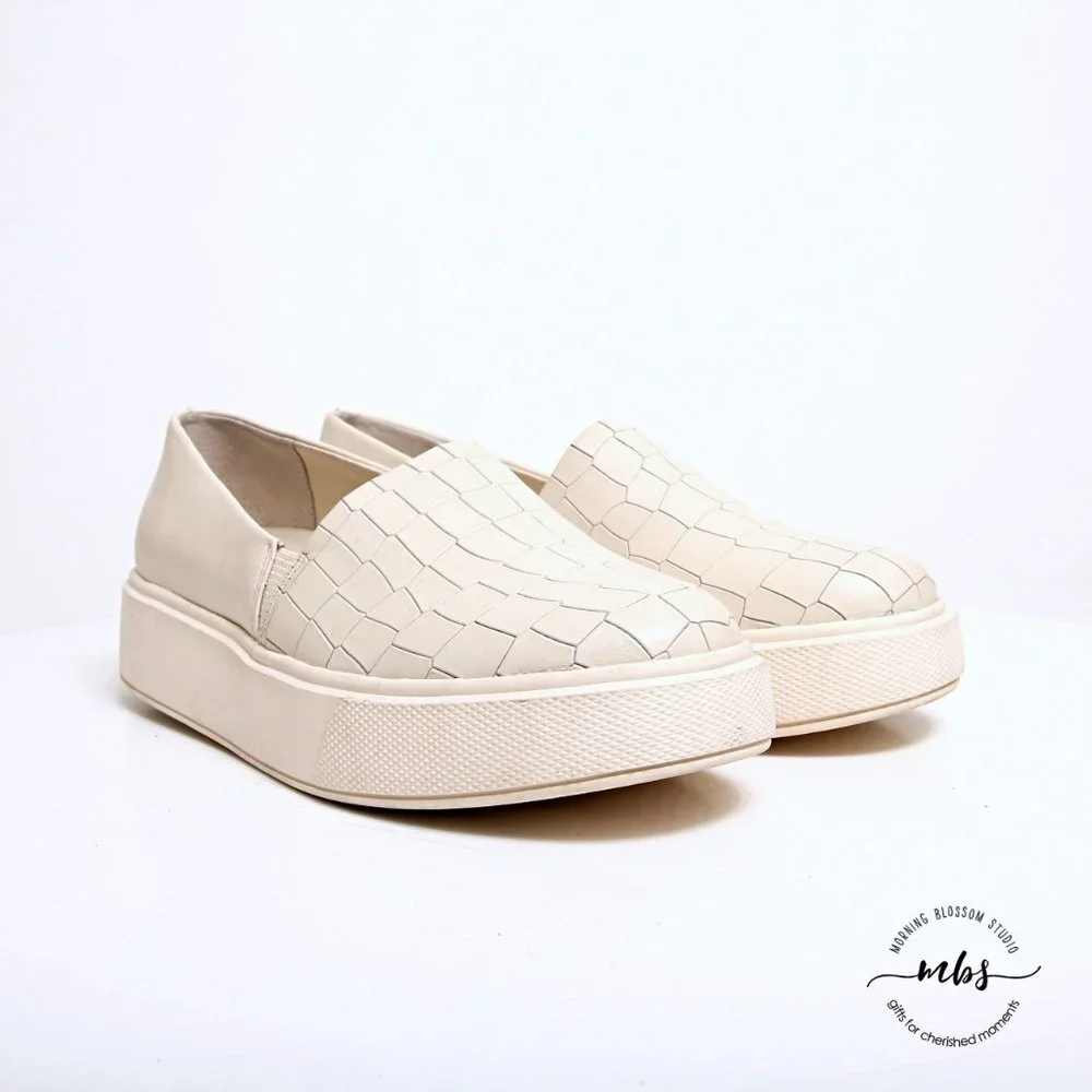 Vince Camuto Abbinna Leather‎ Platform Slip Ons